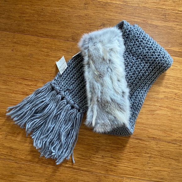 Mitchie’s Matchings Real Rabbit Fur Wool Scarf - Picture 1 of 6